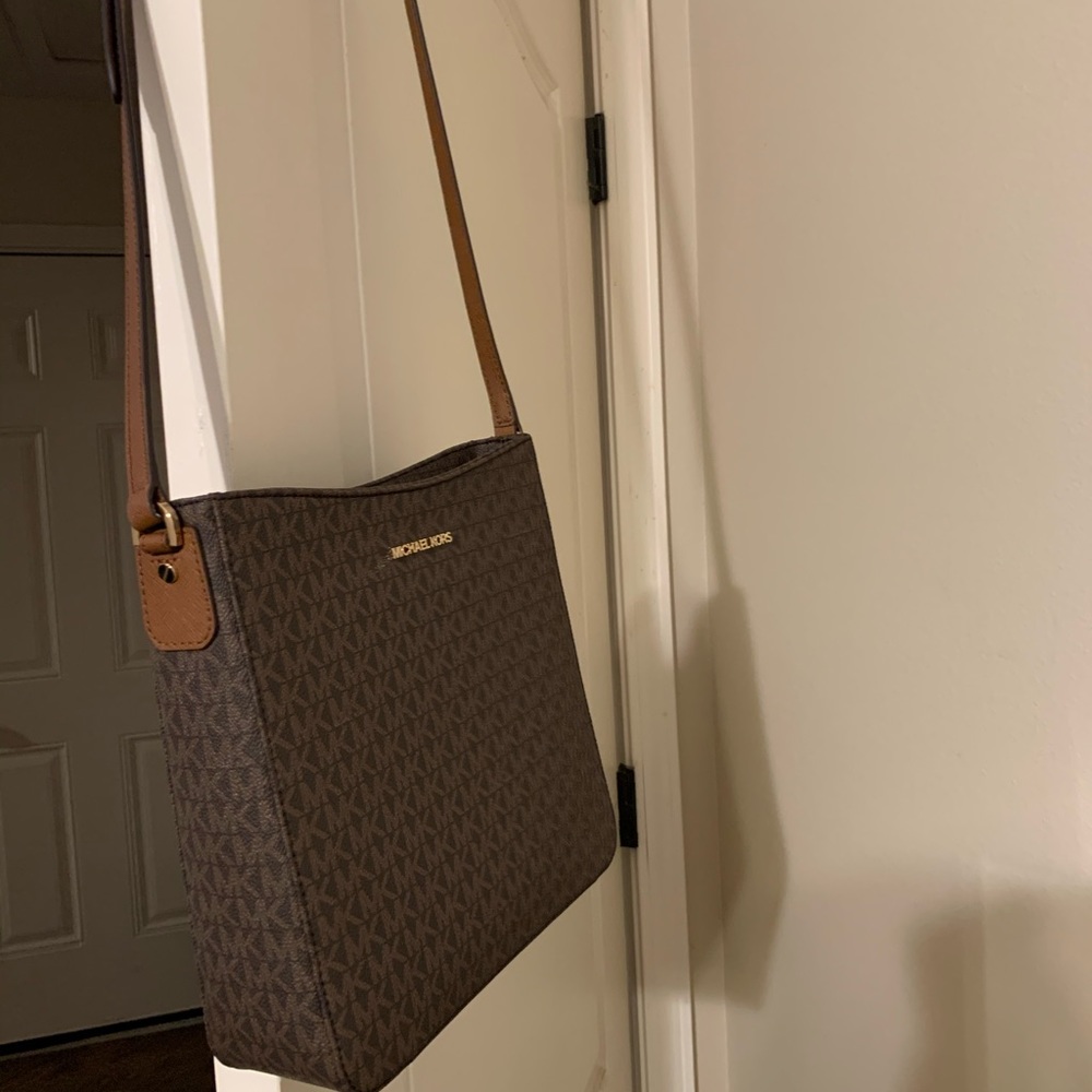 Michael Kors Messenger Bag Large